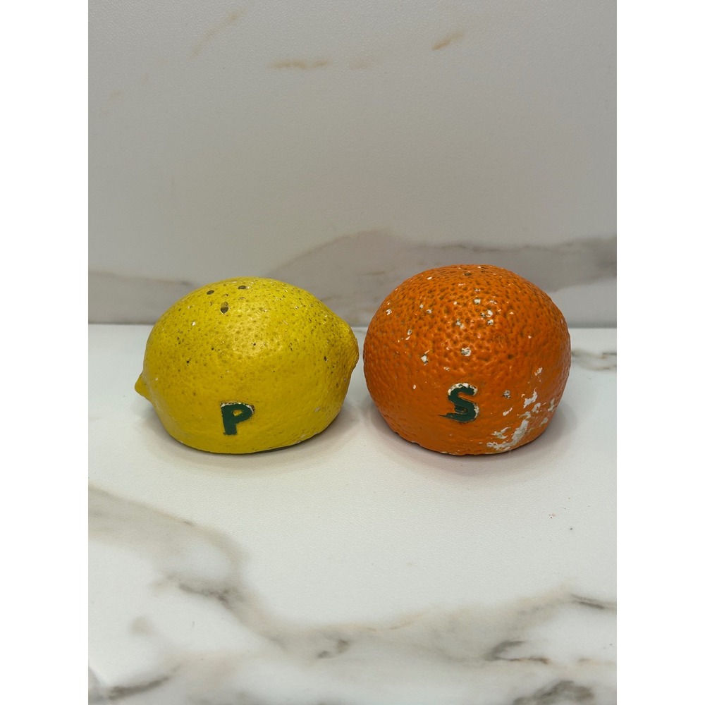 Vintage Citrus Fruit Salt and Pepper Shakers Lemon and Orange Made in USA #300